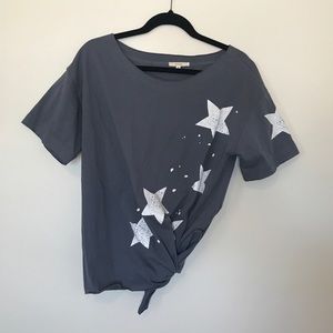 Boutique side-tie tee